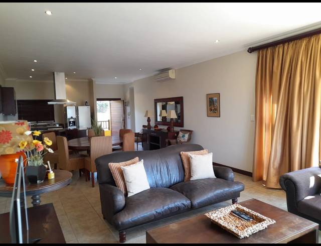 2 BEDROOM APARTMENT FOR SALE IN UMHLANGA CENTRAL